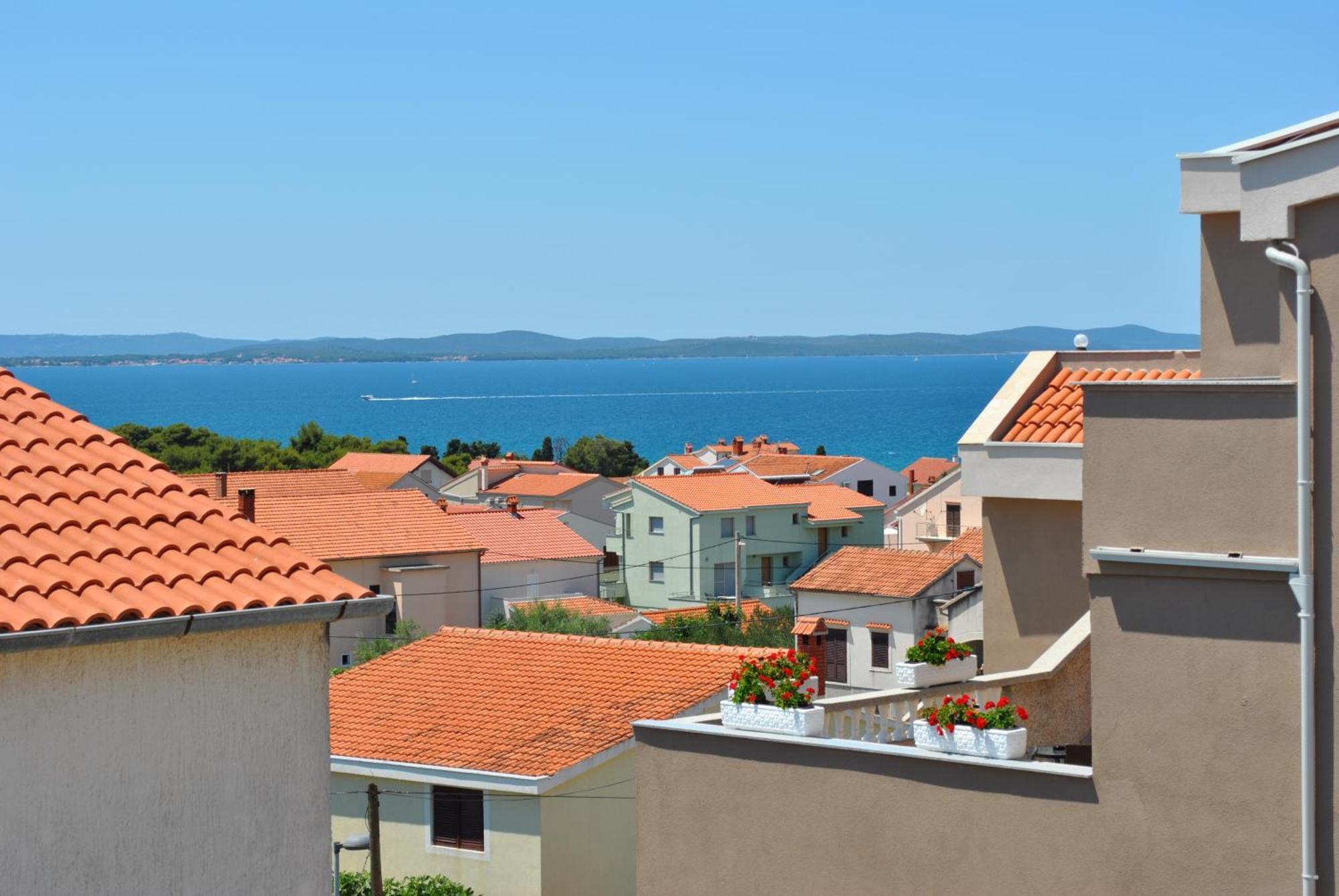 Rooms & Apartments Ana 2 Задар Екстериор снимка